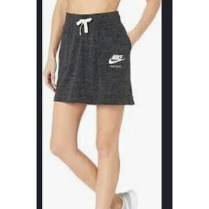Nike Womens Skirt S